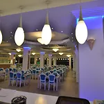 Отель Phoenicia Luxury