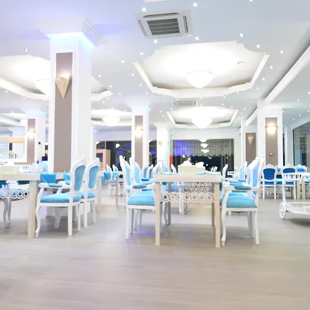 酒店 菲尼基豪华酒店 4*