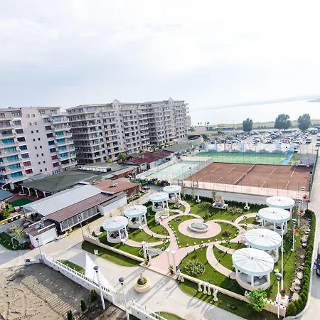 Phoenicia Luxury Hotel 4*