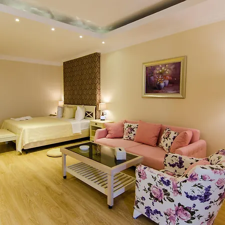 Phoenicia Luxury Năvodari