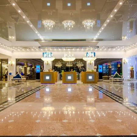 Hotel Phoenicia Luxury