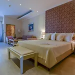 Hotel Phoenicia Luxury Navodari