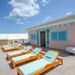 Phoenicia Luxury