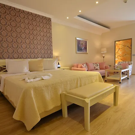 Phoenicia Luxury 4* Năvodari