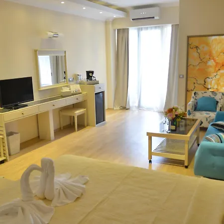 Phoenicia Luxury 호텔 Năvodari