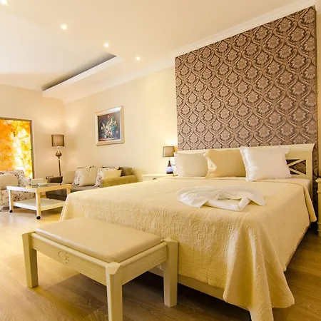 호텔 Phoenicia Luxury 4*