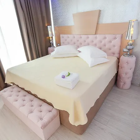 Phoenicia Luxury 호텔