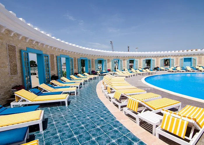 Phoenicia Luxury Navodari