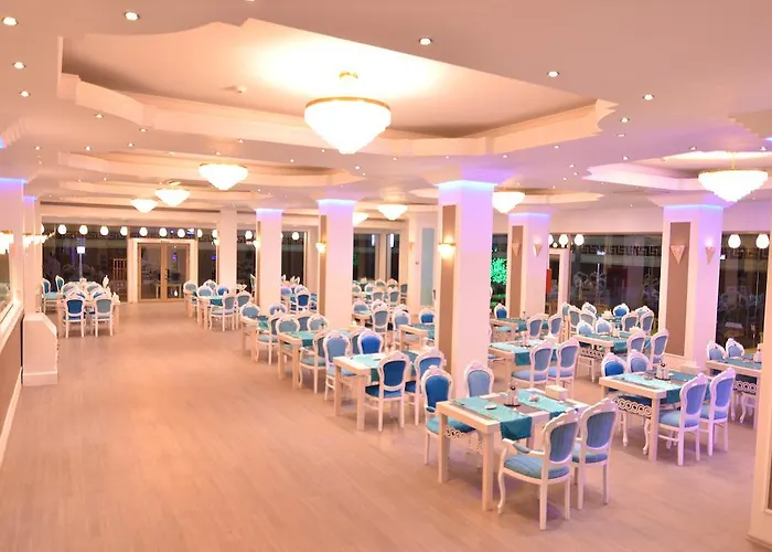 Hotel Phoenicia Luxury