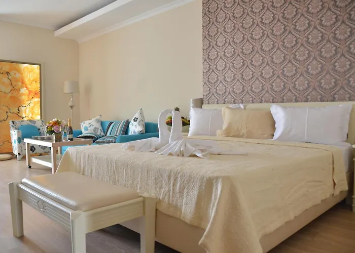 Hotel Phoenicia Luxury